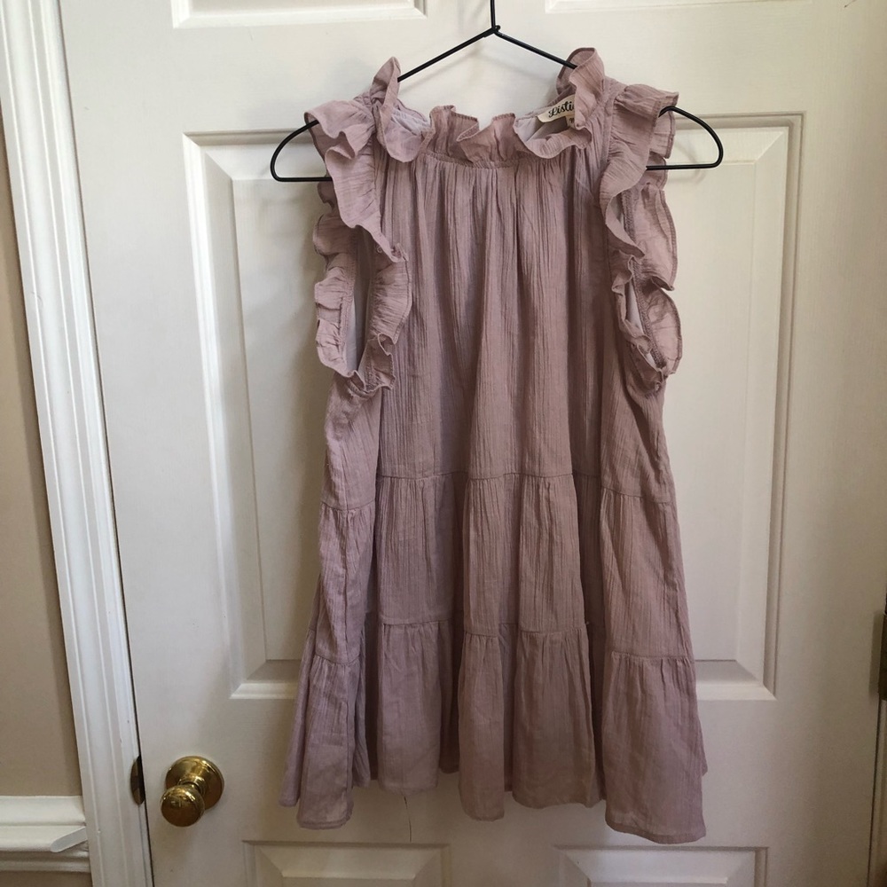 Listicle mauve sleeveless top